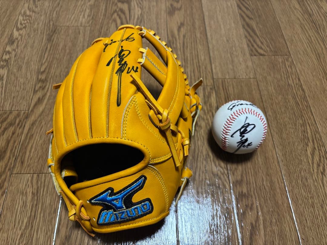 非売品 グローブ 高橋由伸 ジャイアンツ 手型・直筆サイン入り FORGAD