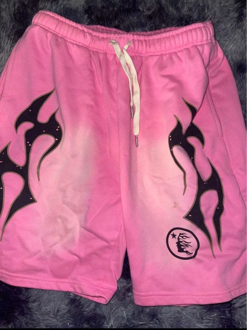 HELLSTAR ピンク フレイムデザイン ショートパンツ M