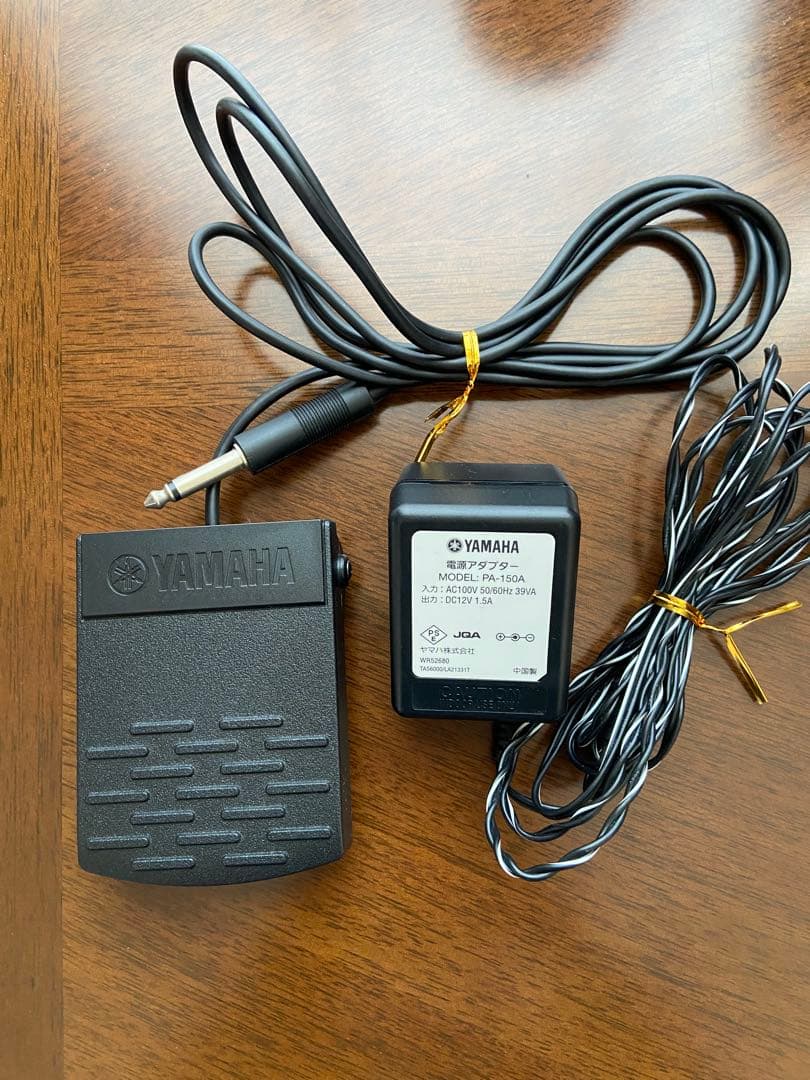 ヤマハ　キーボード　piaggero　NP-V80