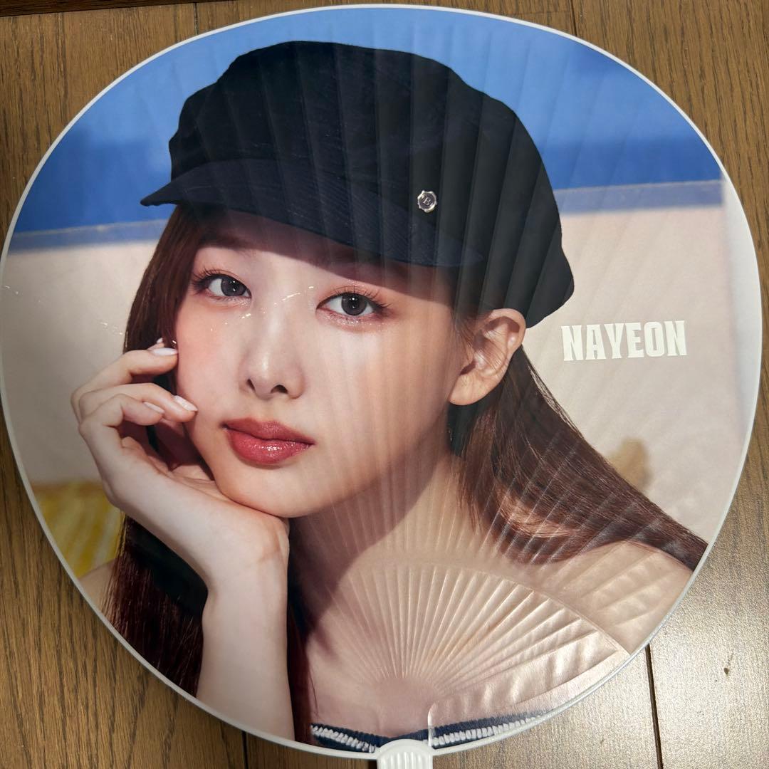 ナヨン うちわ まとめ売り