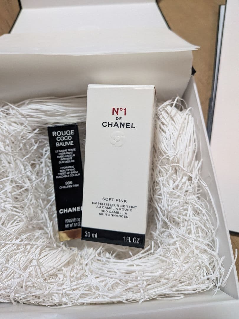 CHANEL N°1 DE CHANEL 化粧下地 & リップバーム セット