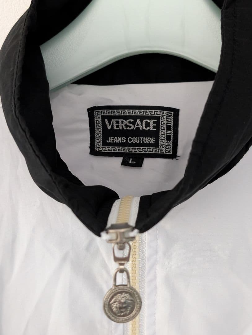 究極大特価　ヴェルサーチ　スニーカー　ブルゾン　　　セット　VERSACE