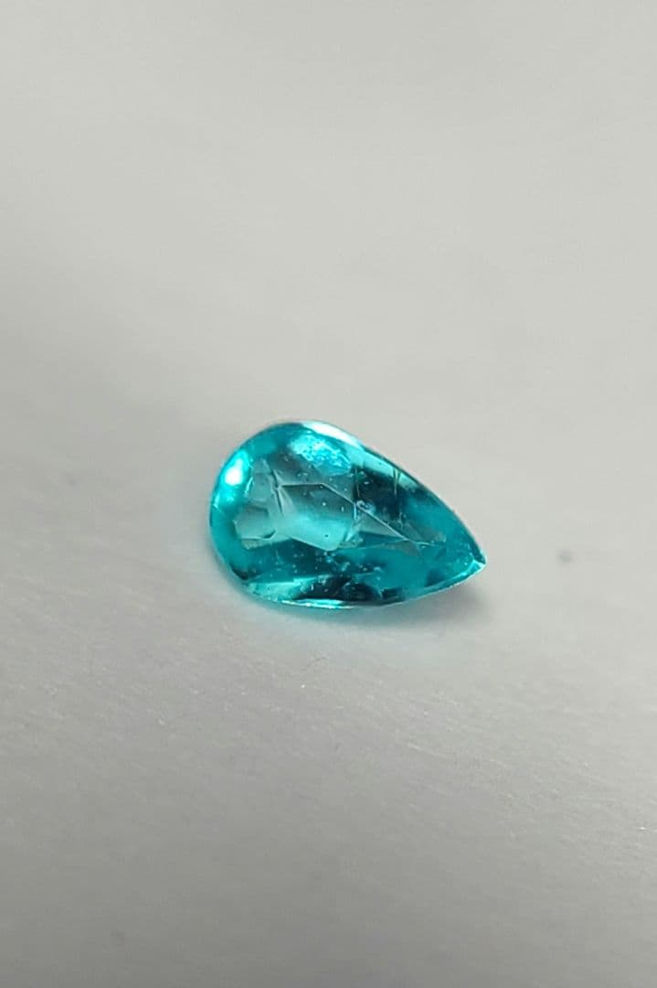 圧倒される程のネオン!!★ブラジルバターリャパライバトルマリン★オーダー受付中