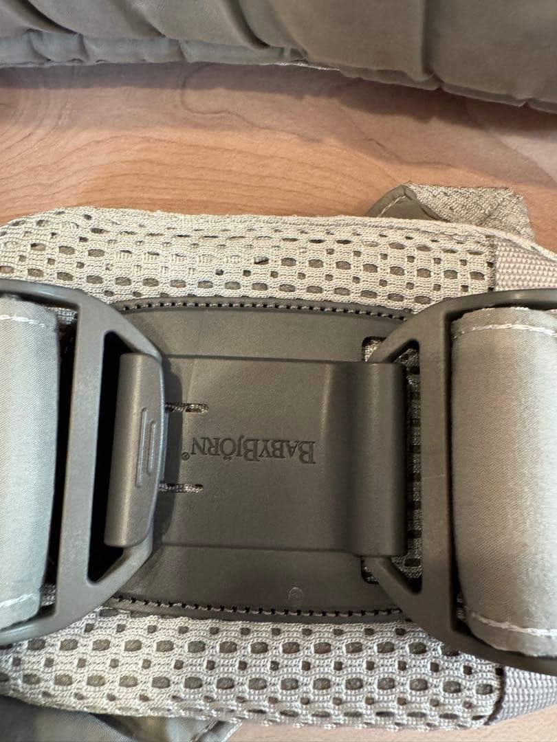 BABYBJÖRN HARMONY ベビービョルン　ハーモニー　シルバー