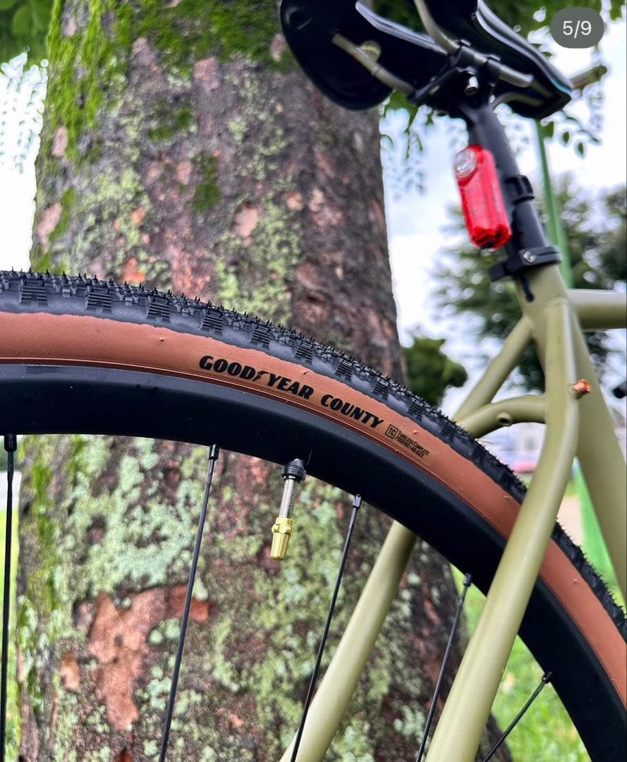 おまけ多数！フルセット！DAVOS D604 グラベルバイク　カーキ　完成車