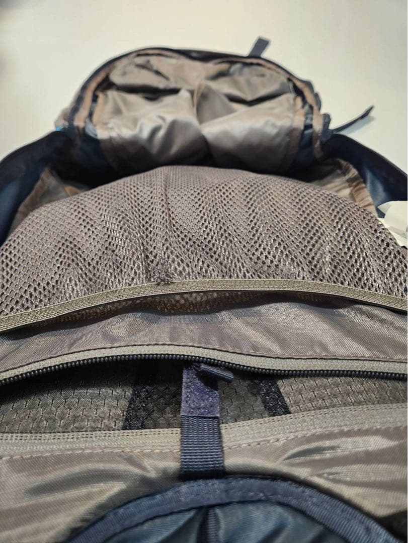 BURTONバートンak INCLINE30Lバックパック