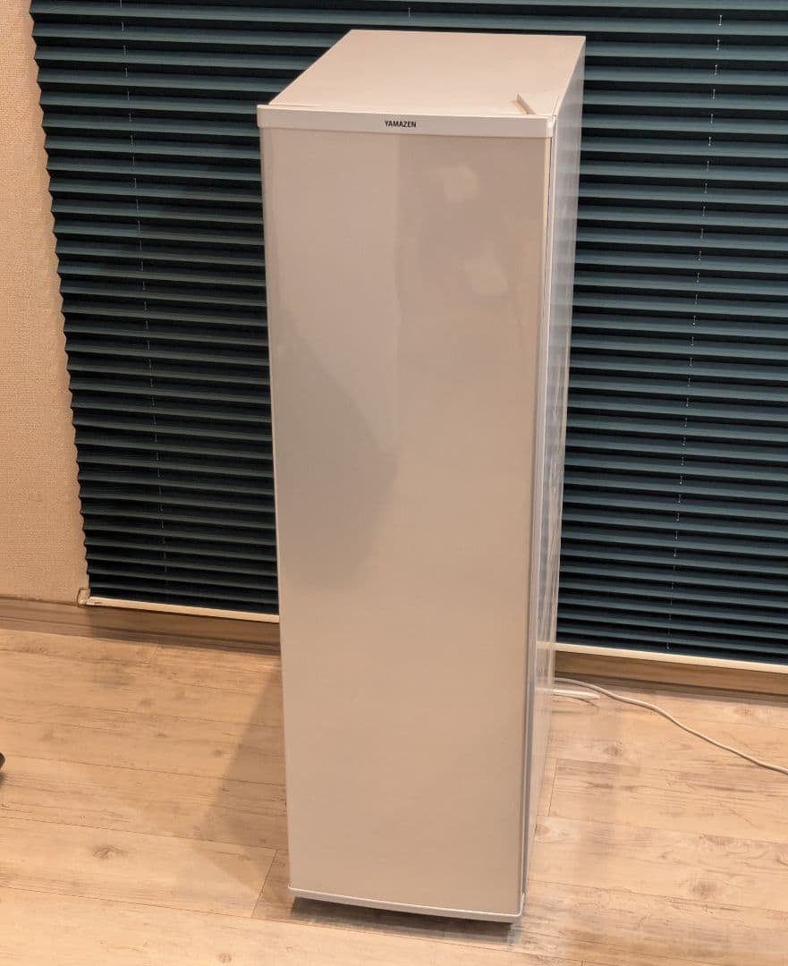 山善YAMAZEN 冷凍庫 70L 2022年製 YF-SU70