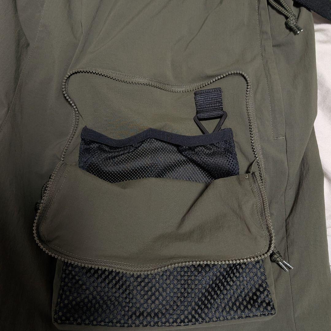 【テック】NIKE ACG ナイキ カーゴショーツ マルチポケット カラビナ