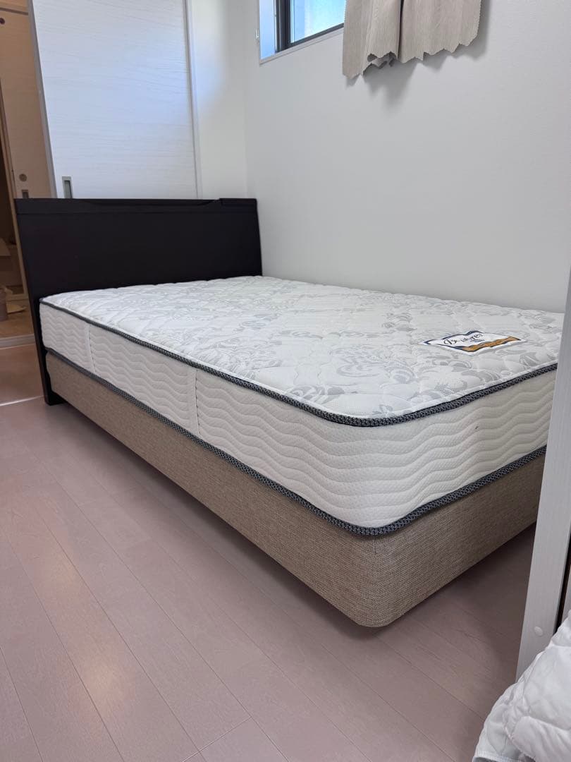 【セット】SIMMONS セミダブルマットレス＋ベッドフレーム