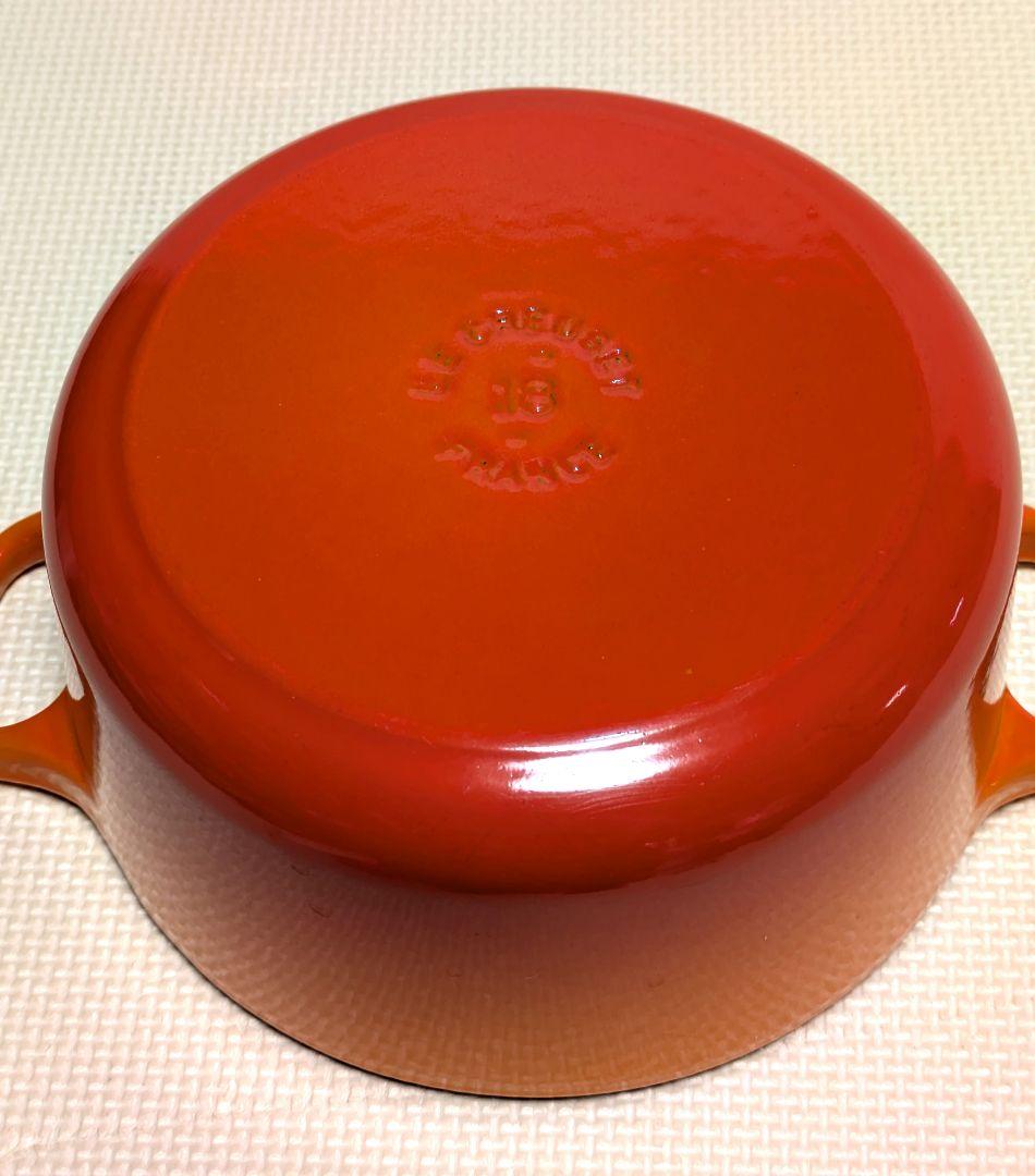 美品 ル・クルーゼ 鋳物ホーロー鍋 ココット・ロンド 18cm オレンジ