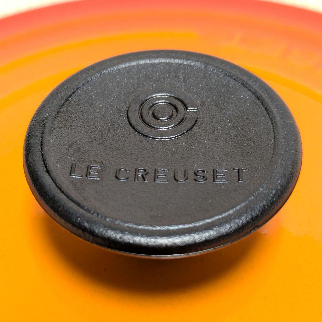 美品 ル・クルーゼ 鋳物ホーロー鍋 ココット・ロンド 18cm オレンジ