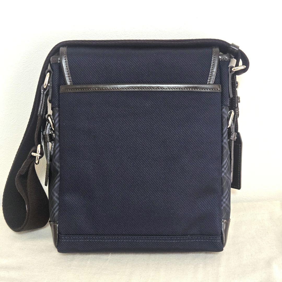 【新品タグ付き・極美品】BLACK LABELショルダーバッグ　ブラックレーベル