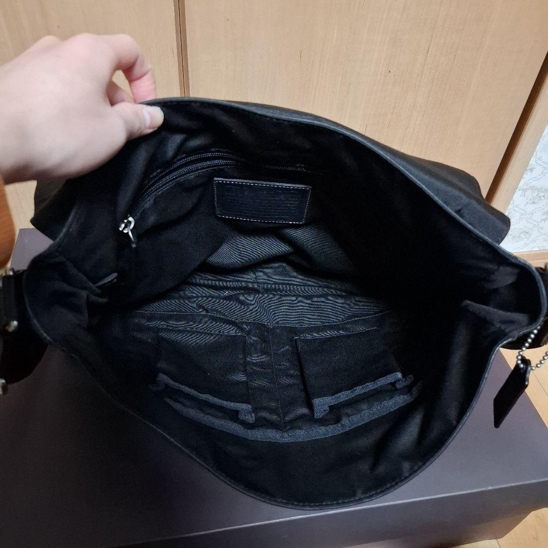COACH ショルダーバッグ F70556 ロゴ A4収納可 レザー　ブラック