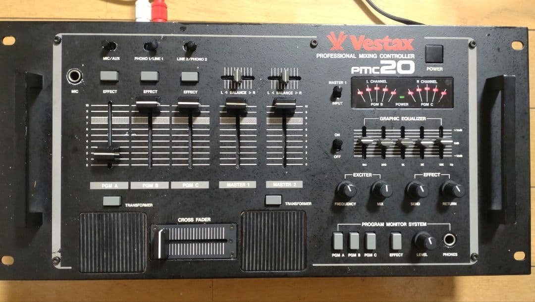 Vestax PMC20 動作確認済み　送料込み DJミキサー