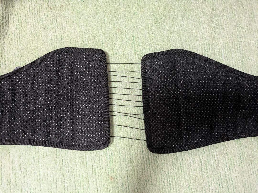 調整可能なメッシュ腰痛ベルト