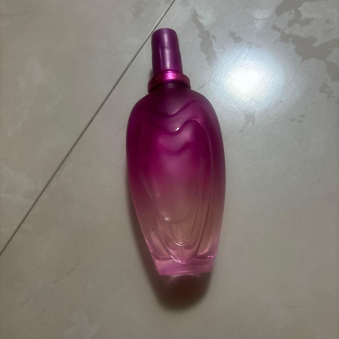 香水　ESCADA 100ml