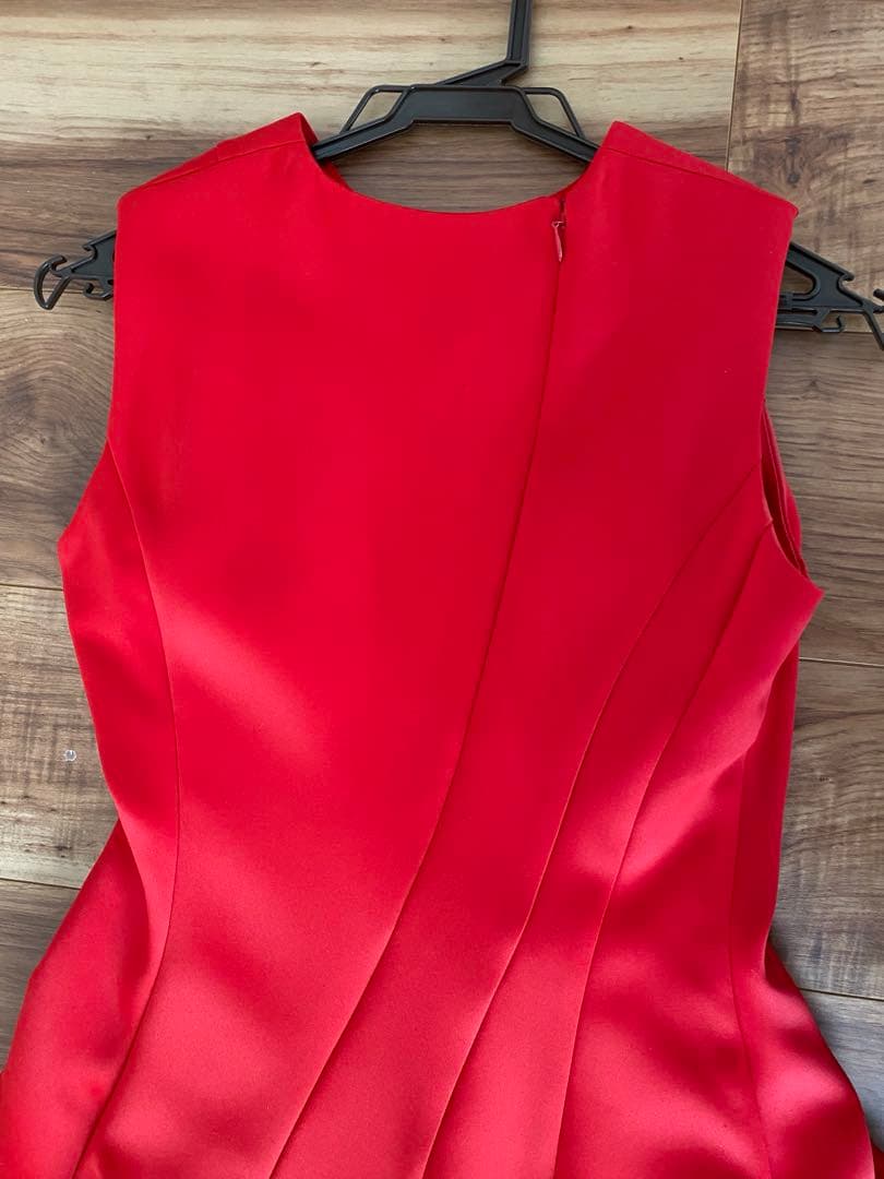 中村アンさん着用アンドクチュール　ドレス