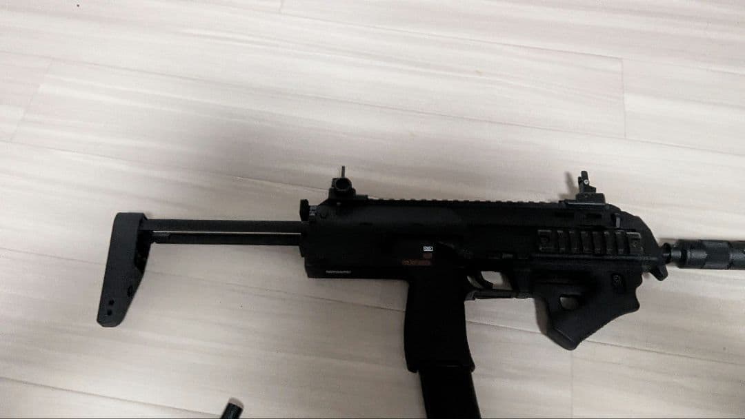 【電動ガン】東京マルイ MP7 【ジャンク品】