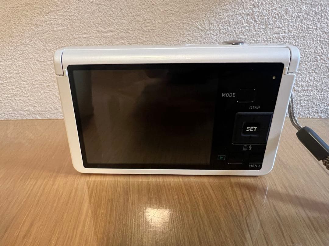 極美品CASIO EXILIM EX-ZR50 白 自撮り Wi-Fi デジカメ