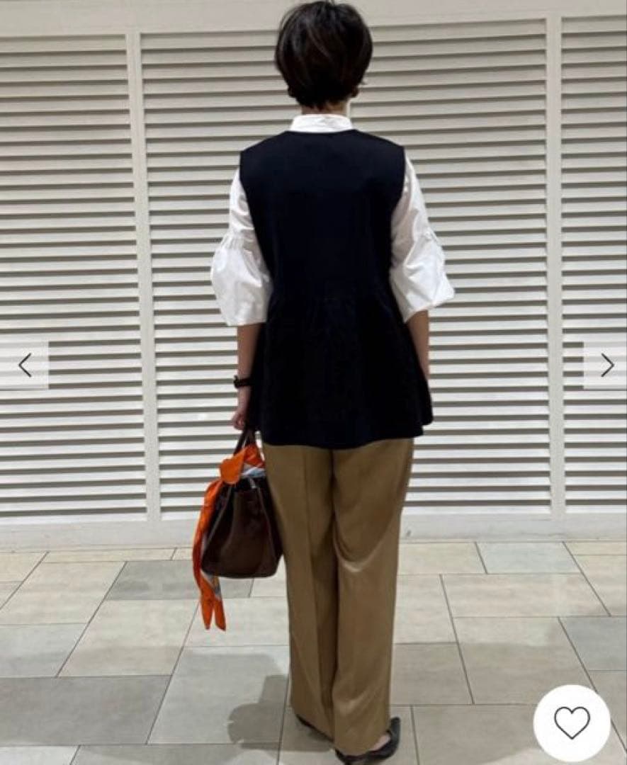 ノーリーズNOLLEY'S ネイビー レース付きペプラム ベスト