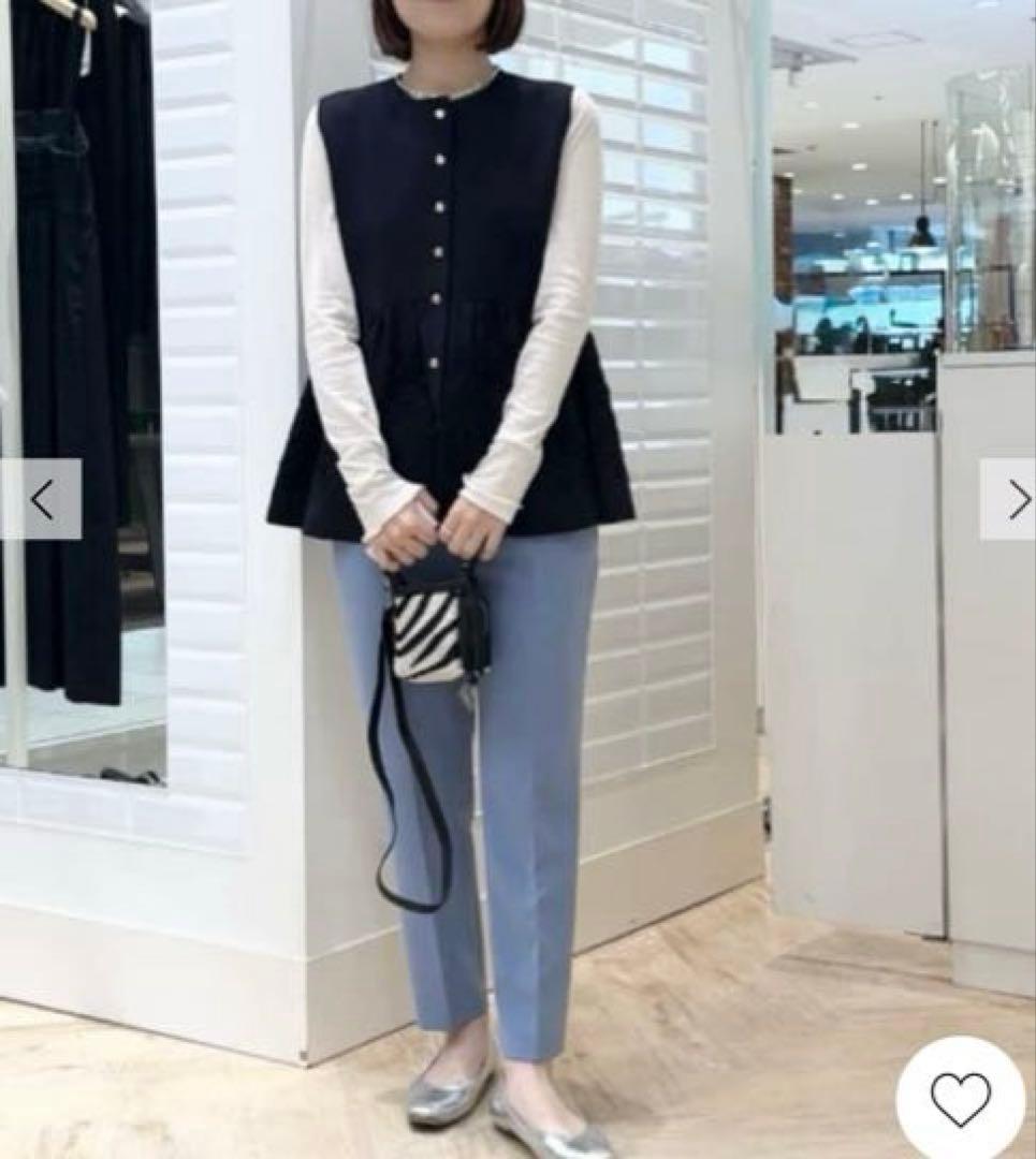 ノーリーズNOLLEY'S ネイビー レース付きペプラム ベスト