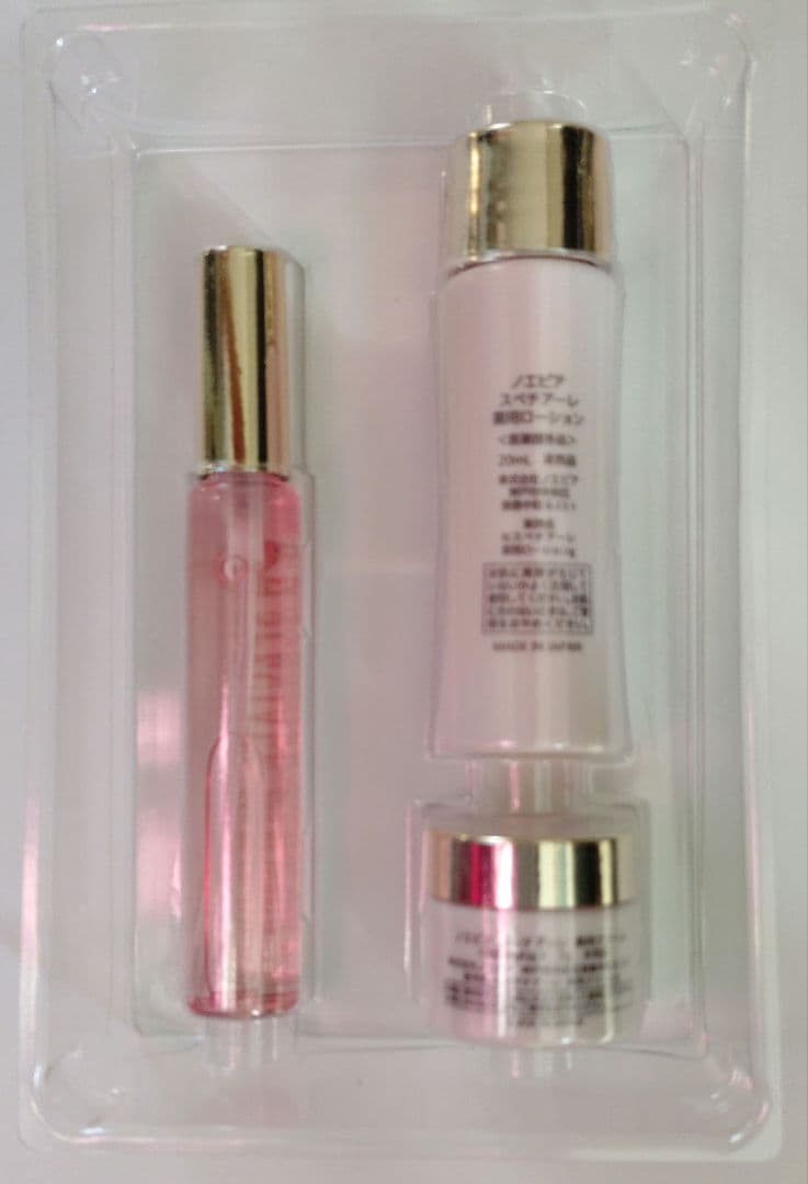 ノエビア　スペチアーレ ミニ ローション クリーム トワレ