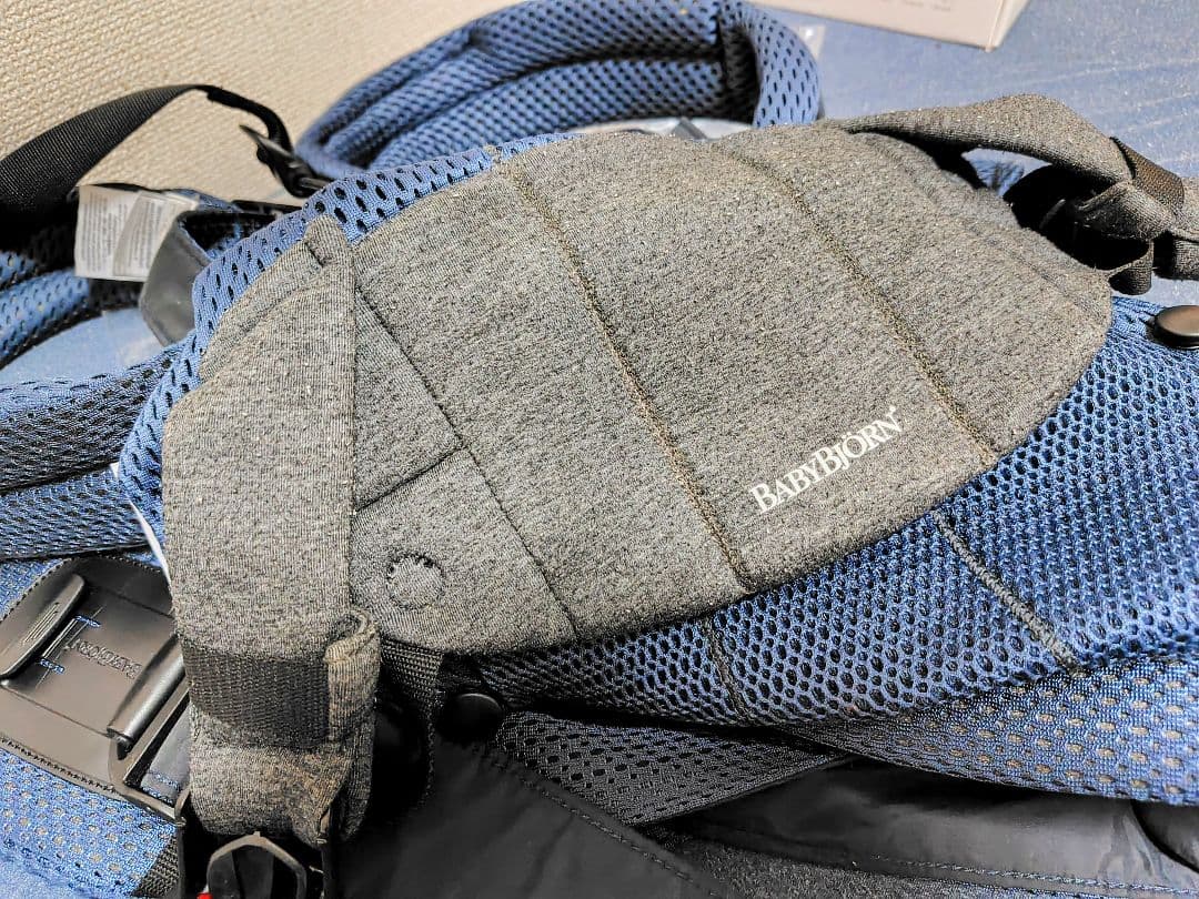 BABYBJÖRN ベビーキャリアハーモニー と BabyHopper冬用カバー
