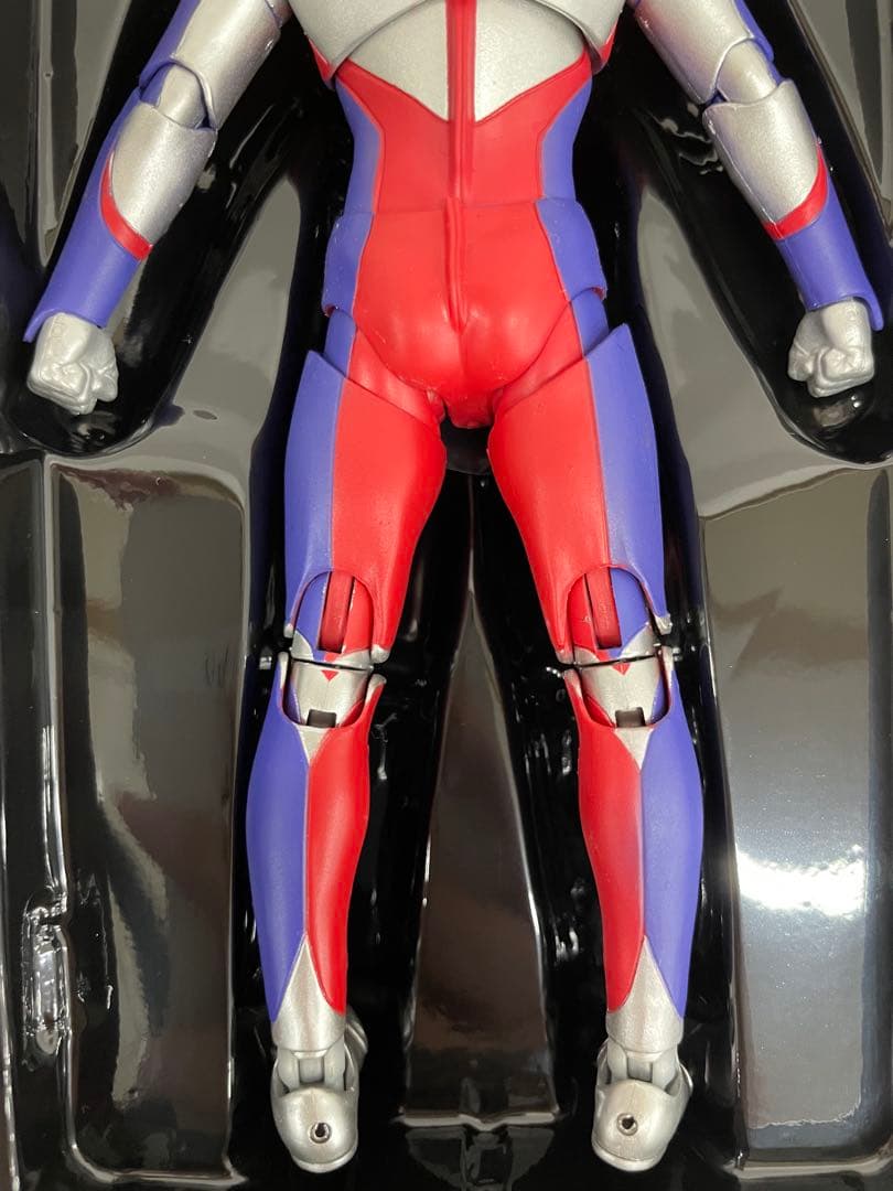 kntoy62-1126 S.H.Figuarts ウルトラマンティガ