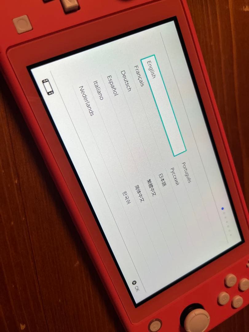 きな出品　Nintendo Switch Lite コーラル