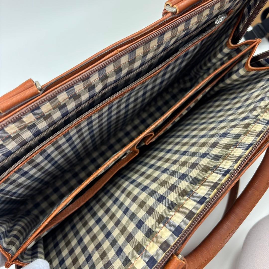 美品　アクアスキュータム マルエム 2way ビジネスバッグ クラブチェック　革