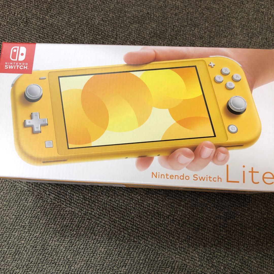 Nintendo Switch ライト　イエロー