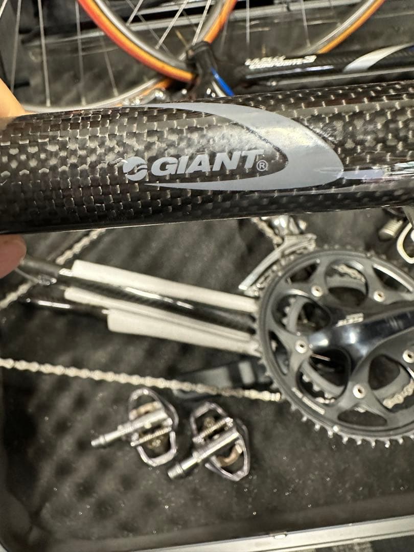 ◆ジャイアント◆ フルカーボン、105.デュラエース、軽量、極上、ケースおまけ、