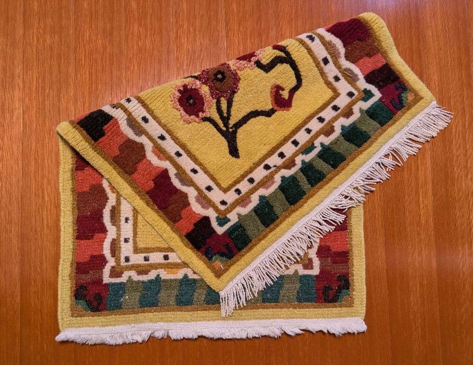 ヴィンテージラグ　チベット絨毯