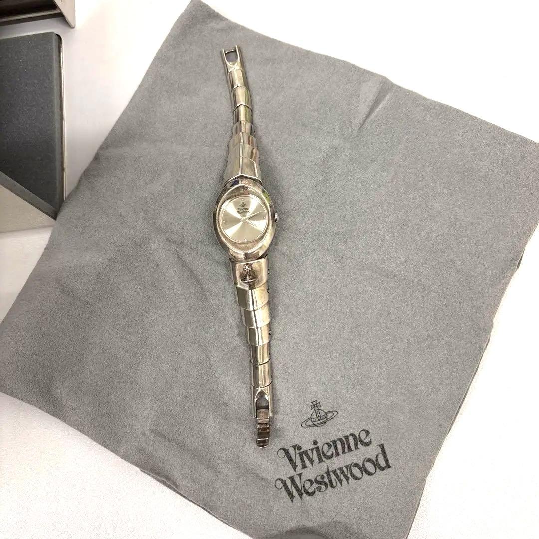Vivienne Westwood 時計 シルバー　アーマーウォッチ