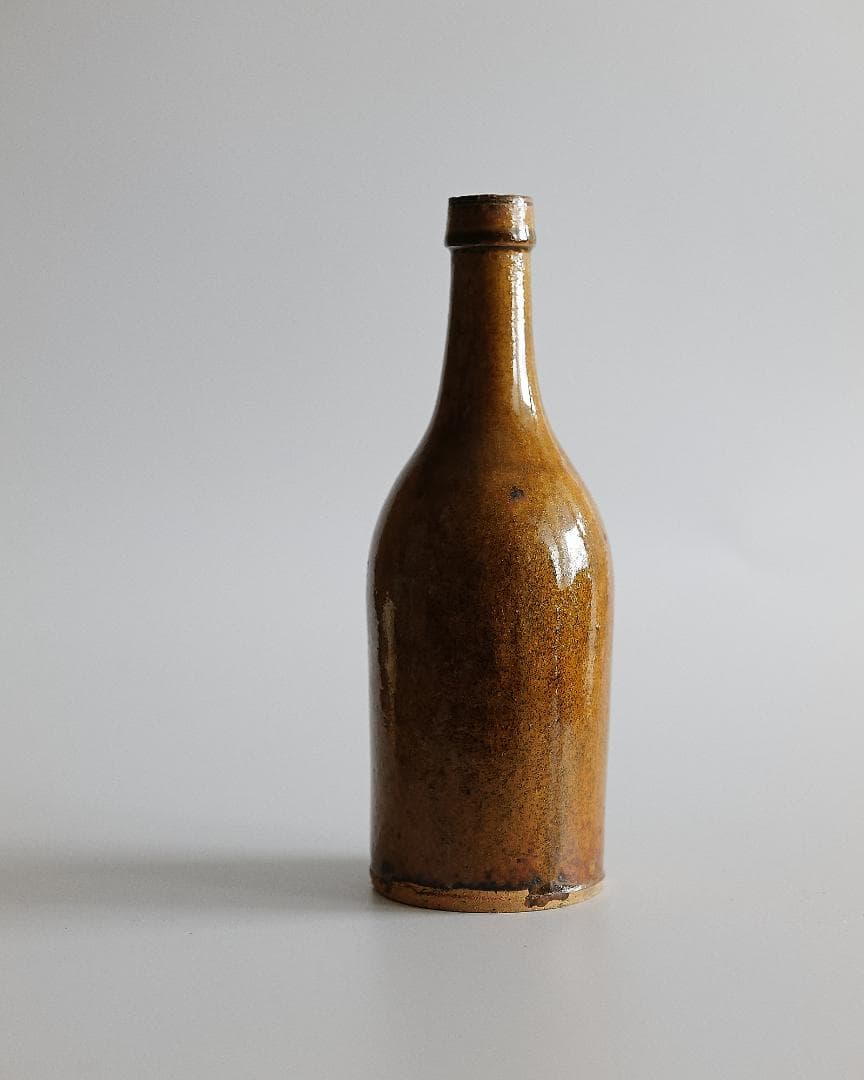 ブルターニュ地方 陶器製 ワインボトル