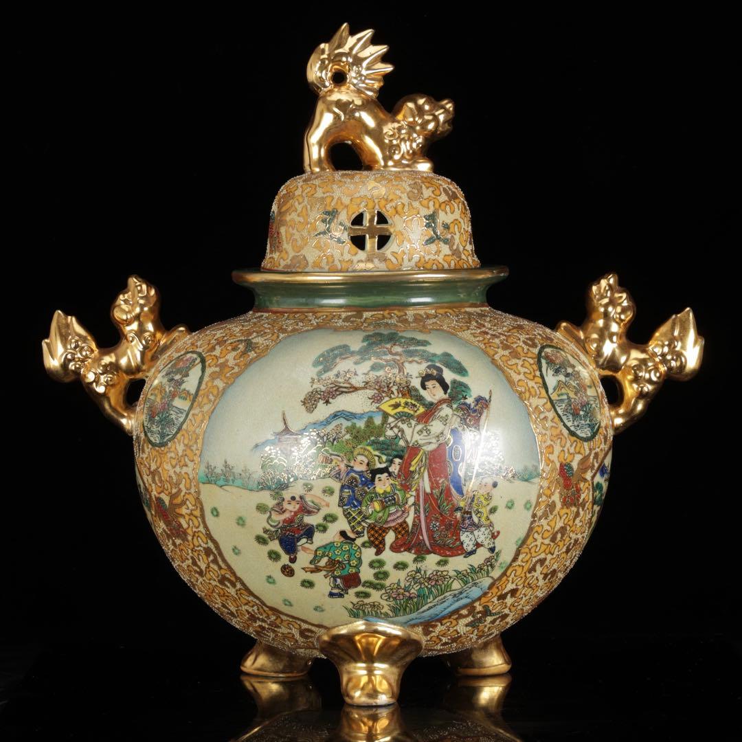 薩摩焼 金襴手色絵金彩 着物美人唐子風景窓絵付 獅子耳大香炉 高さ44cm