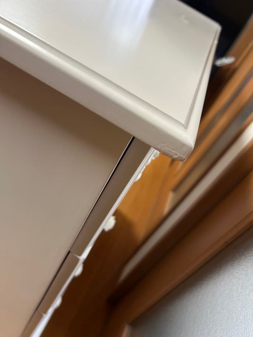 ロココ調　猫脚　薔薇　ホワイトインテリア　アンティーク　4段　キャビネット