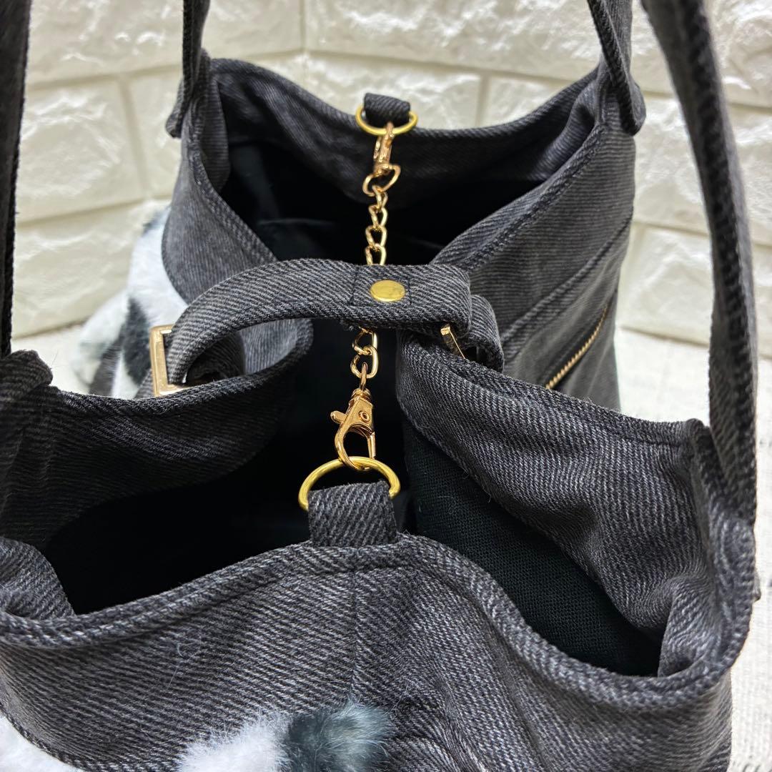 デニムリメイク　ハートのキーロック付きキューブバック　ダルメシアン柄ファー底横長