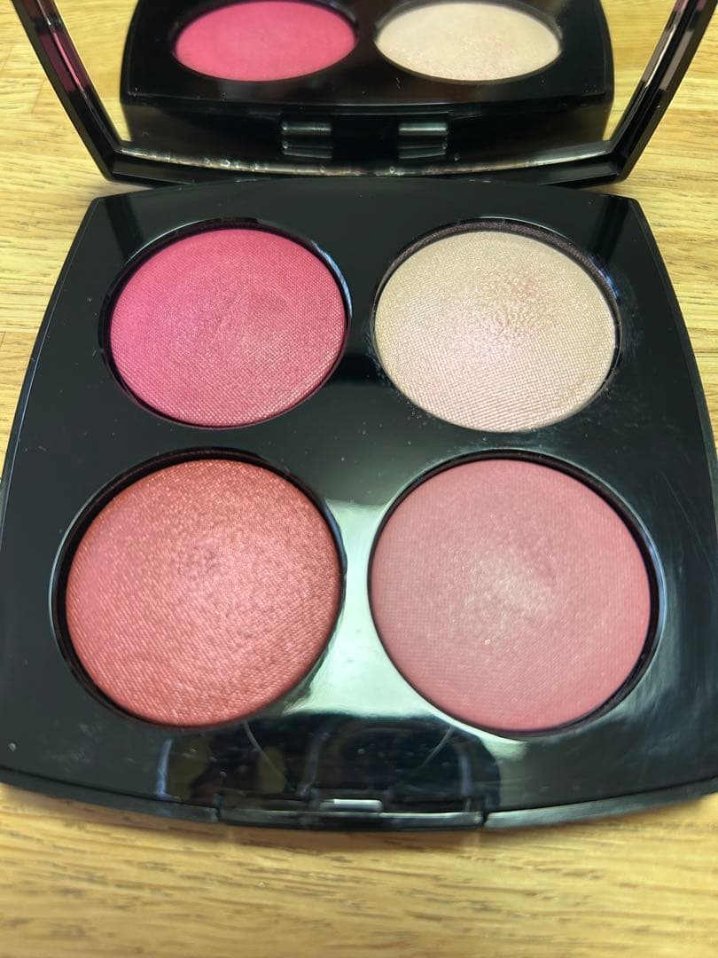 CHANEL アイシャドウパレット 完売限定品