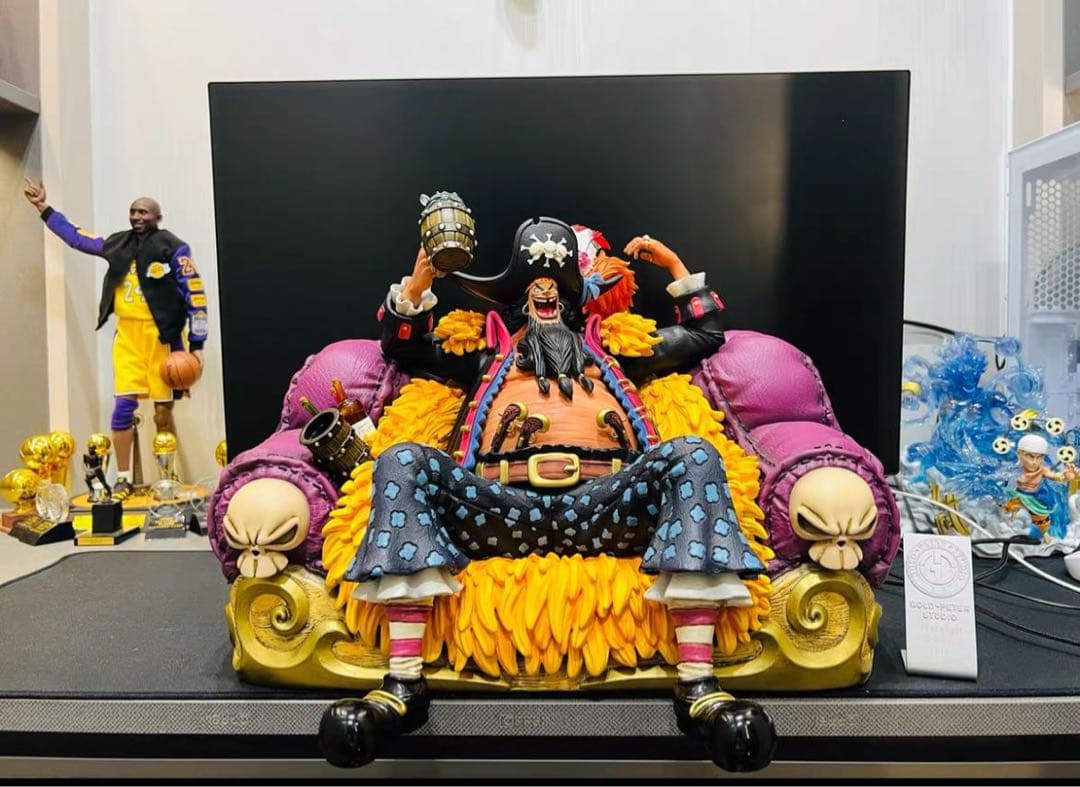 ワンピース  GPS -STUDIO 黒ひげ  フィギュア