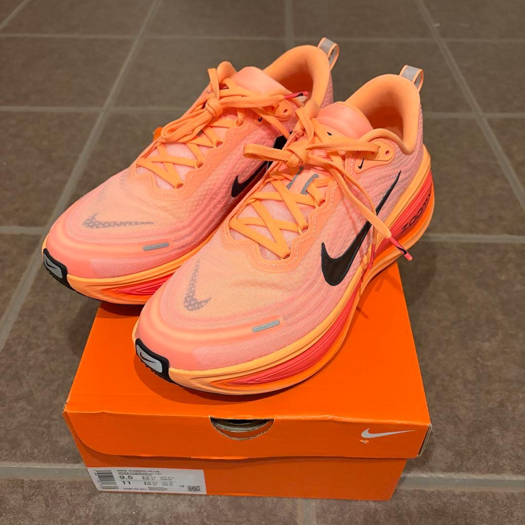 Nike ボメロプラス　27.5cm