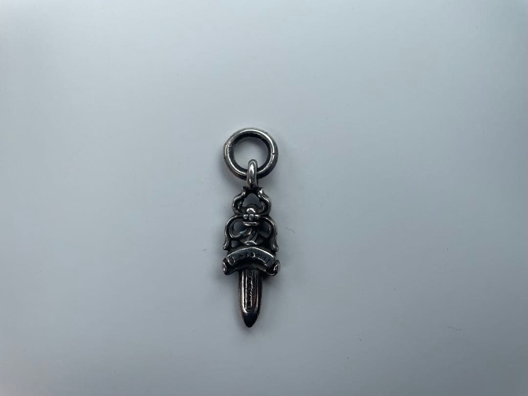 クロムハーツ ダガーチャーム