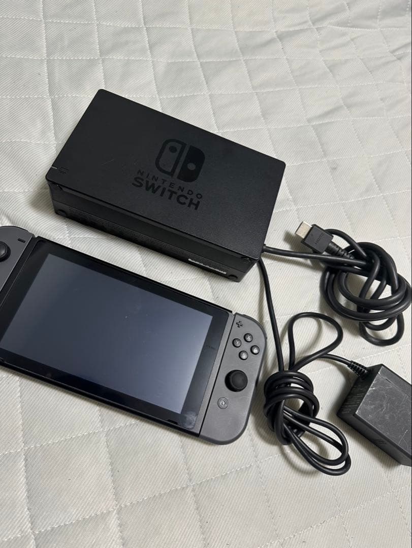 美品 Nintendo Switch 本体 ブラック