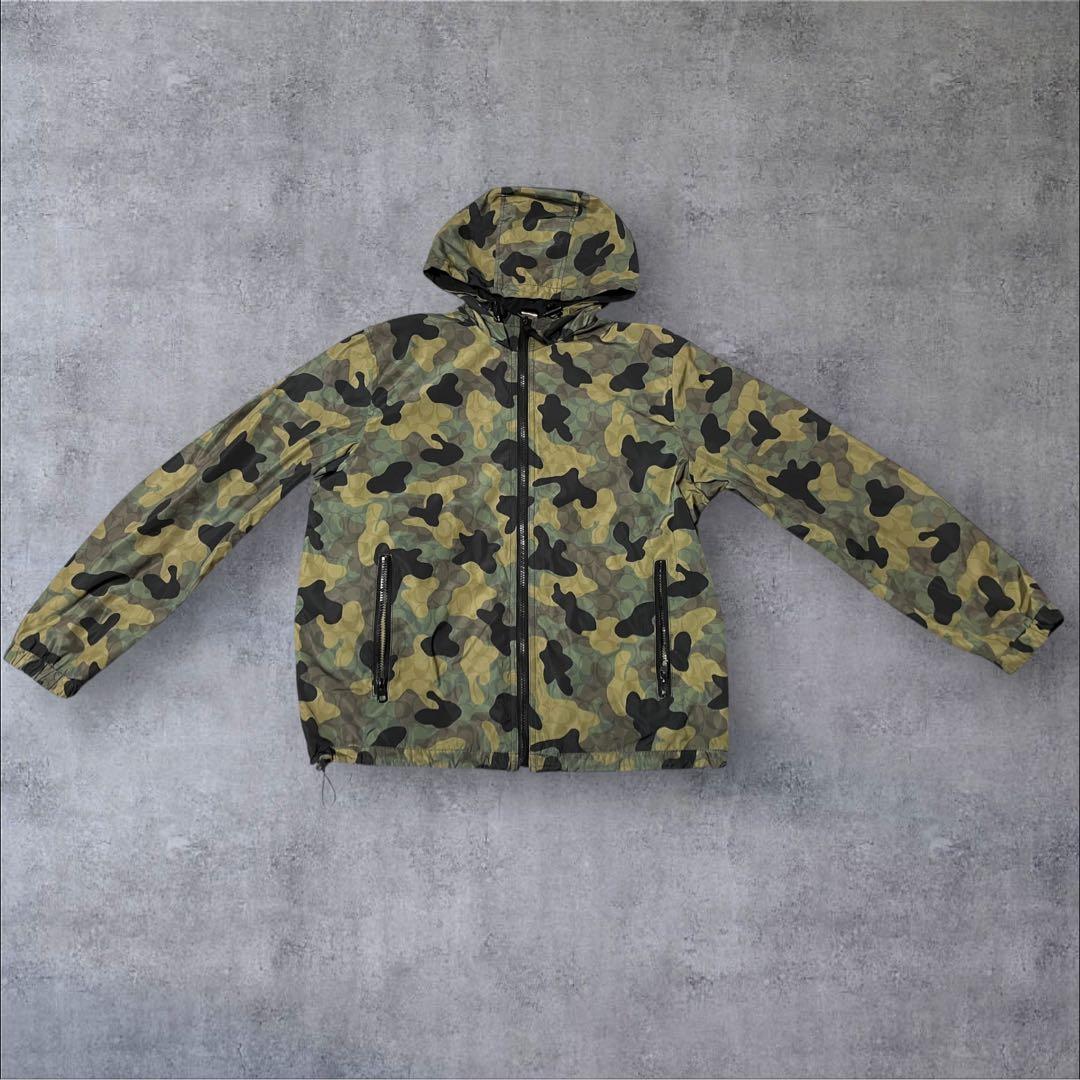 COACH リバーシブル ナイロン フーディ