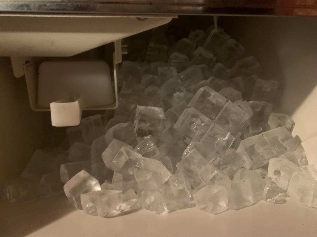 M*u様 業務用製氷機２５kgホシザキ