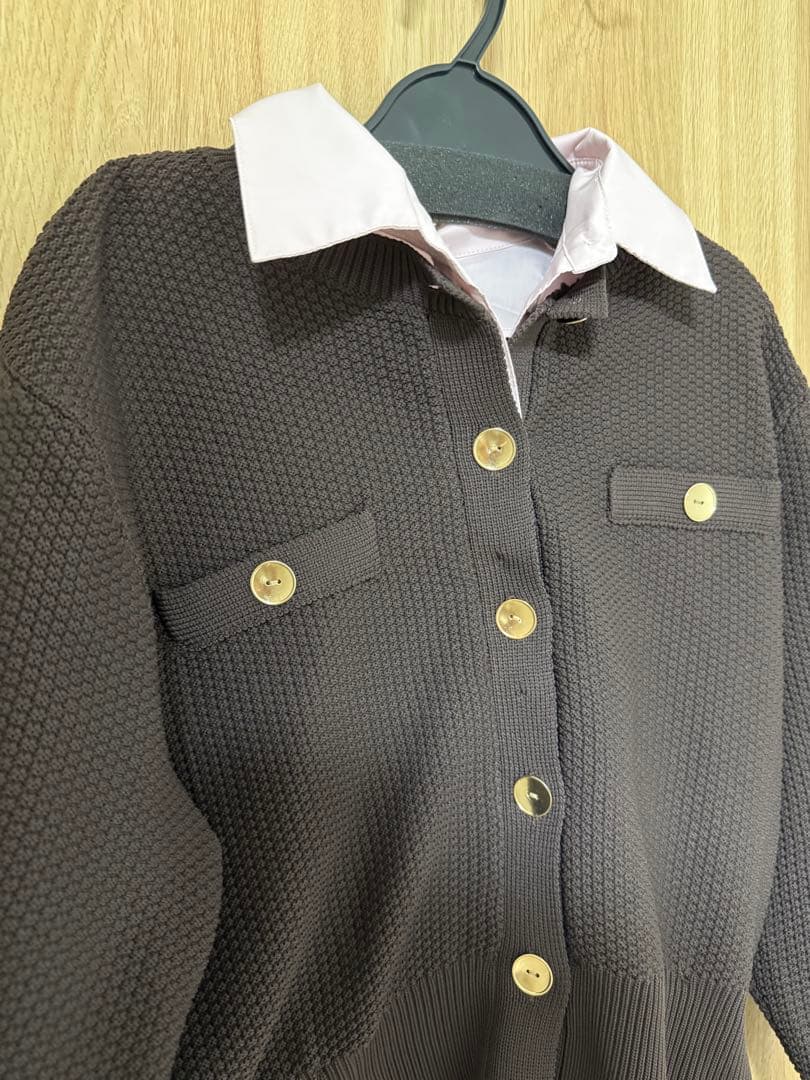 【美品】ジャスグリッティー 金ボタン ニットカーディガン ブラウン