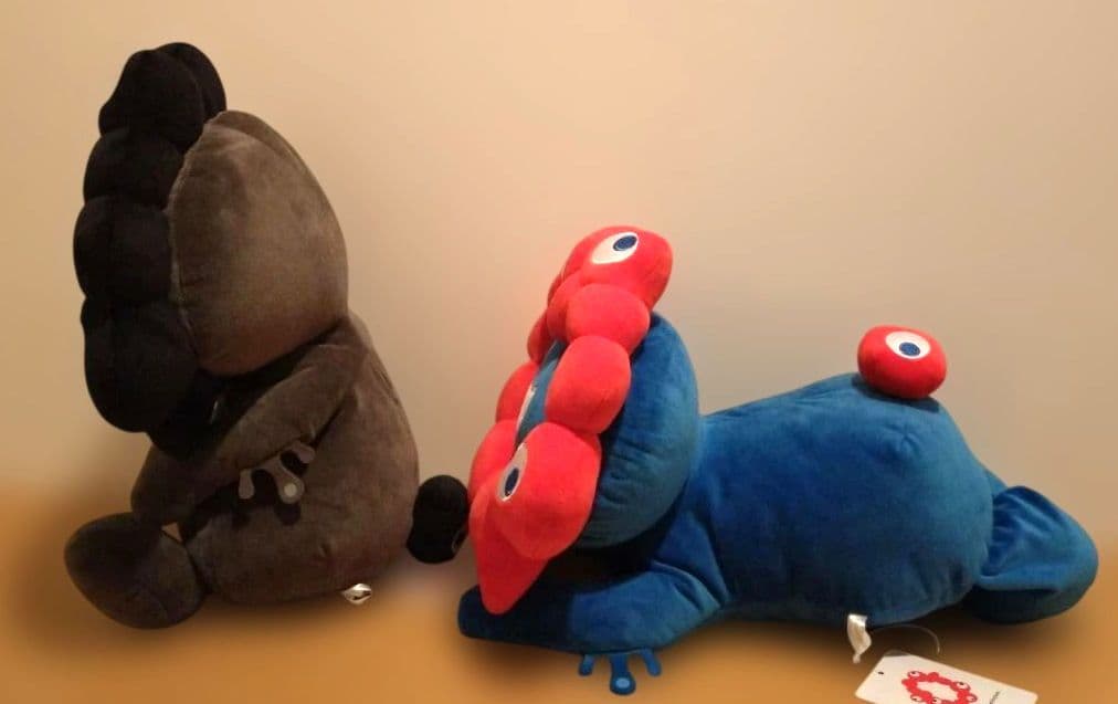 ミャクミャク　黒ミャクミャク　Lサイズぬいぐるみ　マイドオオキニ缶　壺　タオル