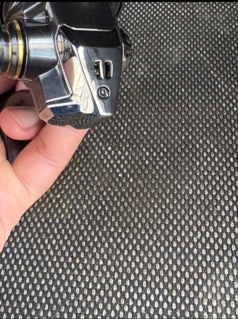 24ツインパワー c2500sxg スピニングリール