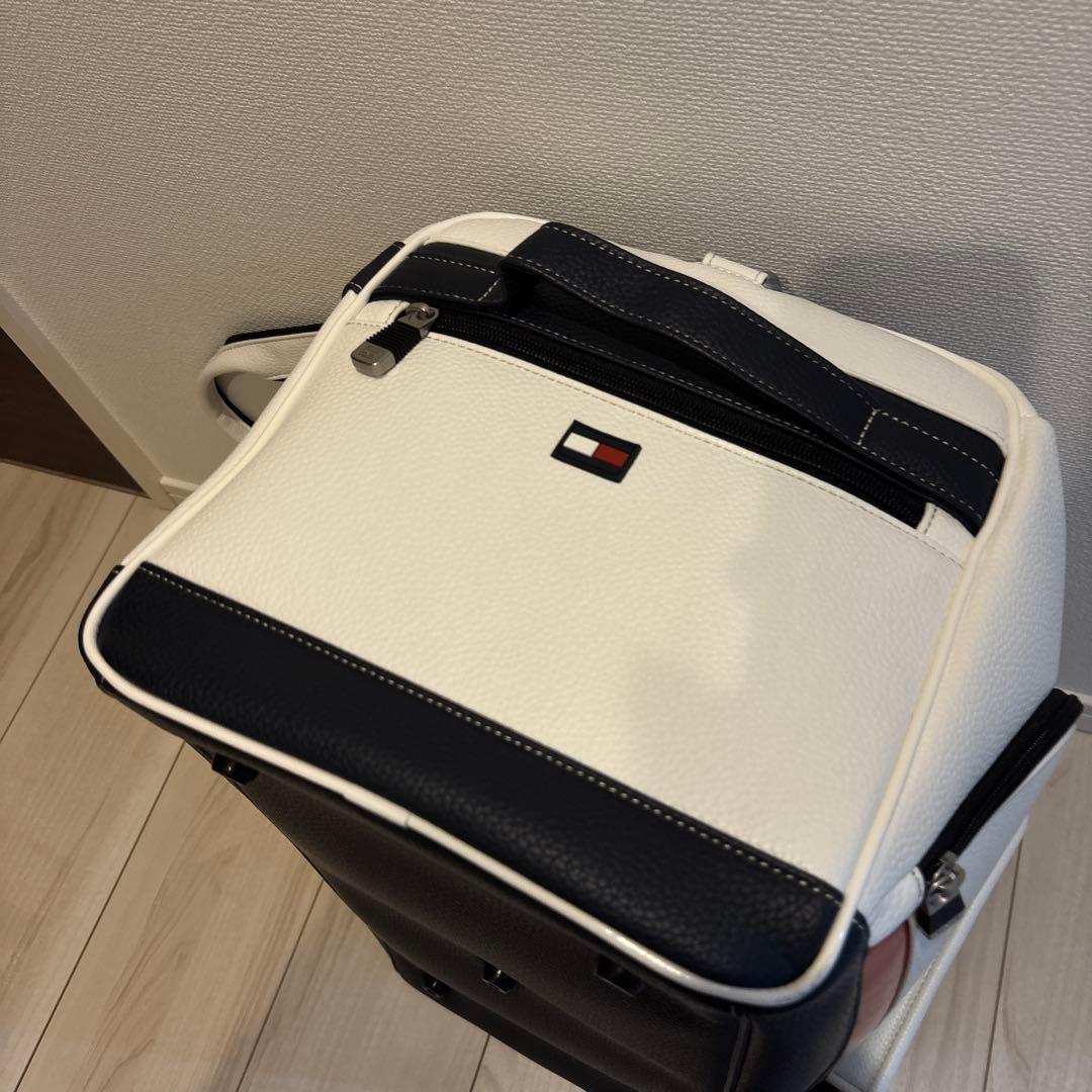 トミーフィルフィガー　ゴルフバッグ　ホワイト