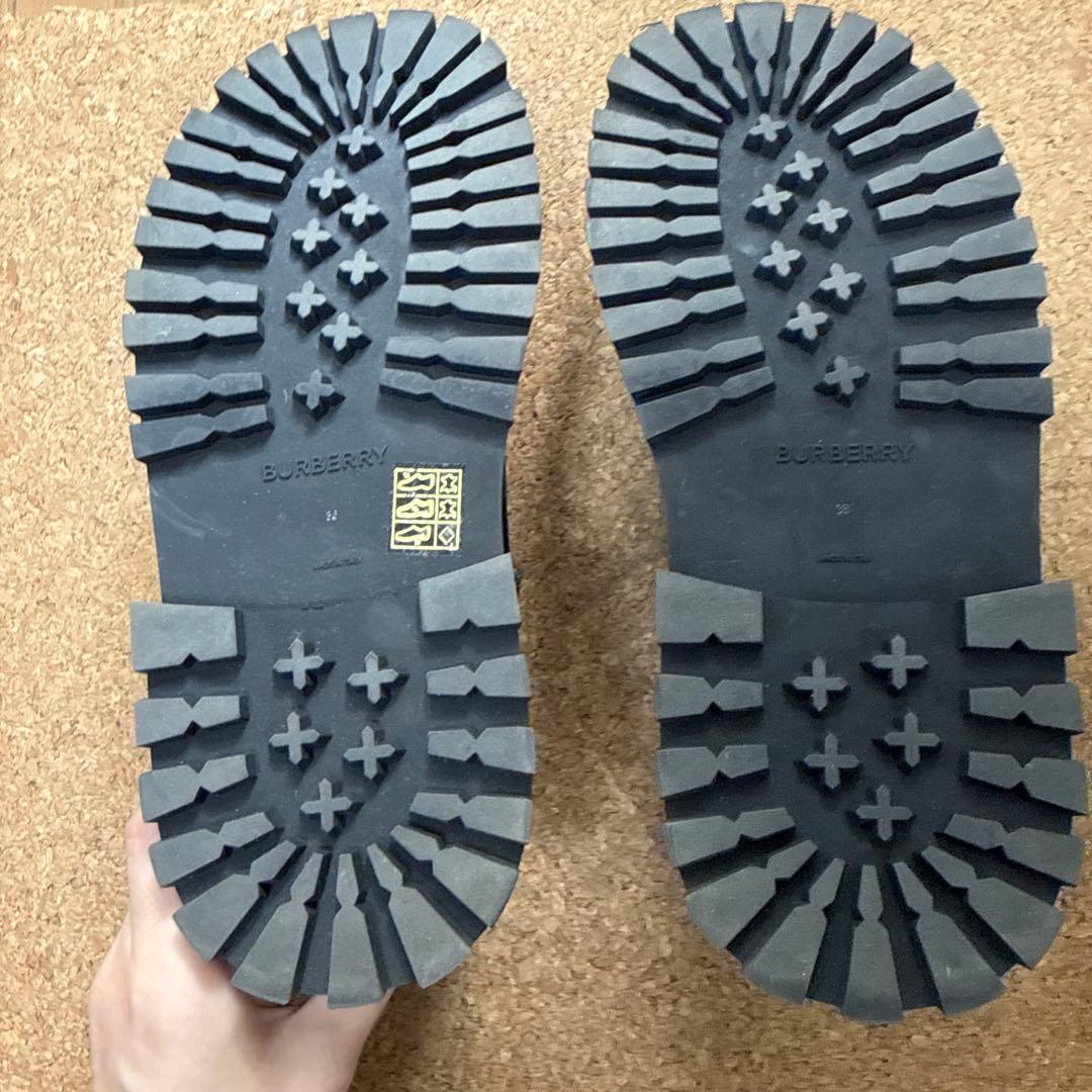 BURBERRY ブラッククロコ T-Bar ローファー メリージェーン36